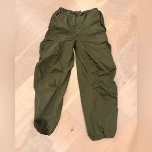 TNA Aritzia parachute pant